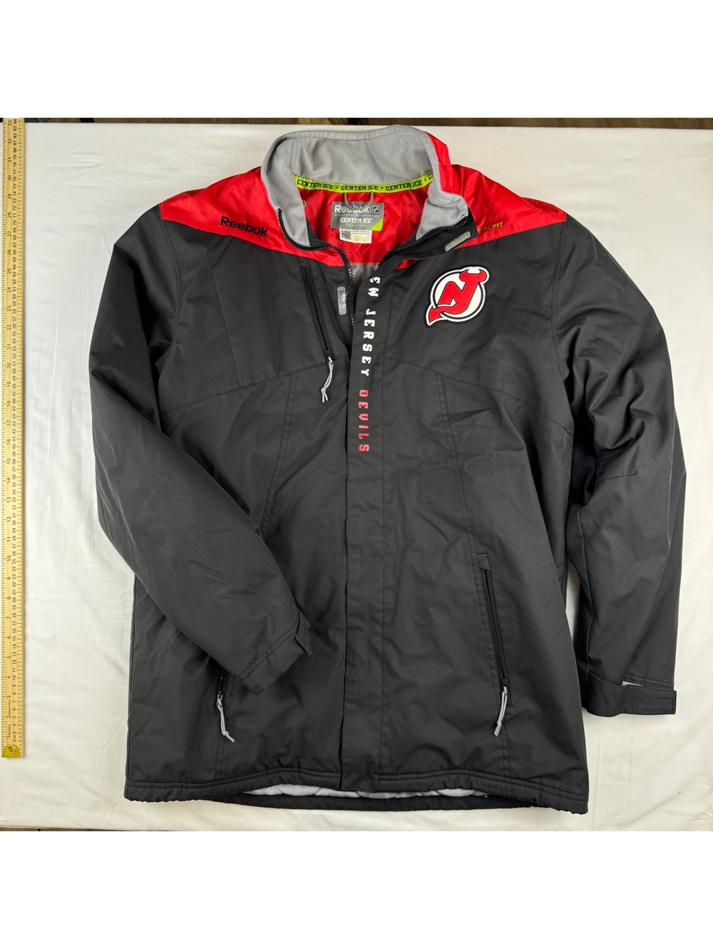 Reebok New Jersey Devils NHL Center Ice Kineticfit Jacket Winter Coat Size L